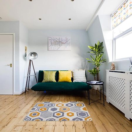 Luxurious 1-Bedroom Apartment In Kensington Londra Exterior foto