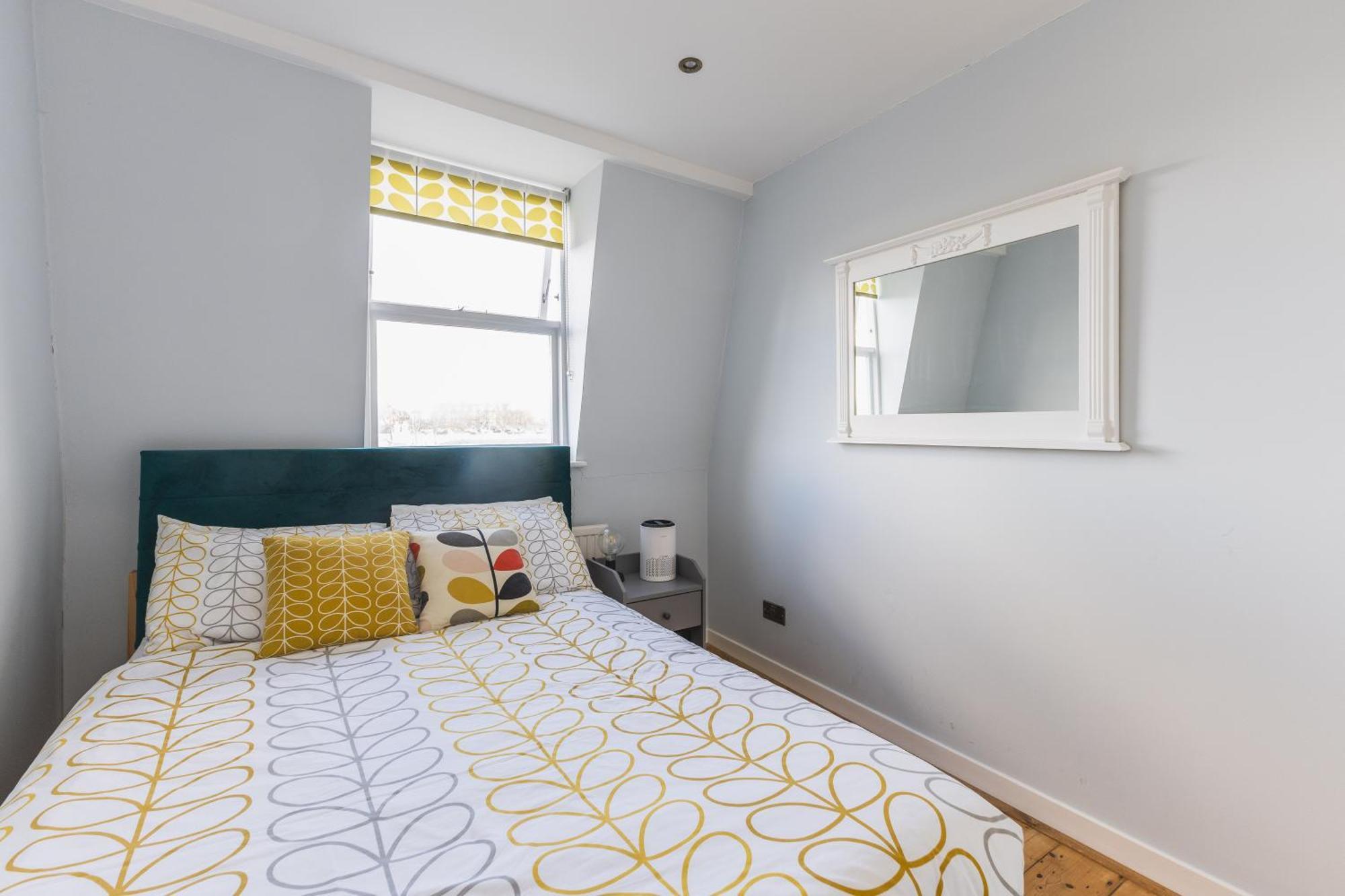 Luxurious 1-Bedroom Apartment In Kensington Londra Exterior foto
